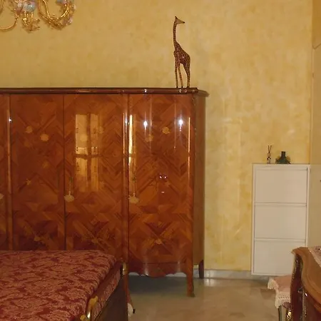 Moonaurora Oda ve Kahvaltı 3*