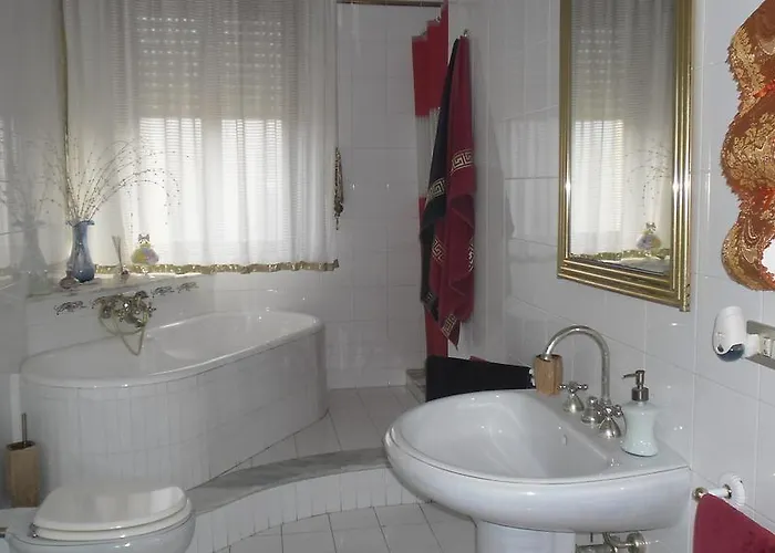 Moonaurora Bed & Breakfast